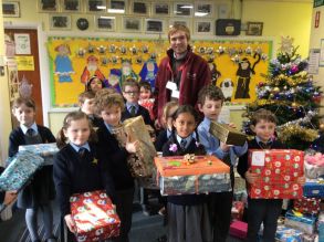 Year 3 McIlroy Christmas Hampers